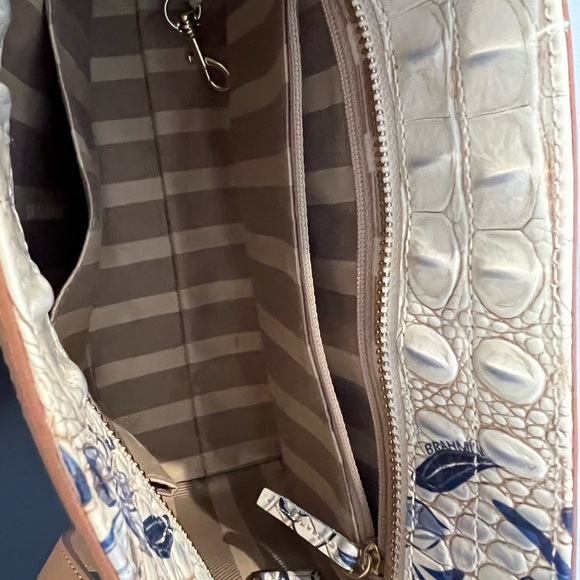 Brahmin Cream and Blue Floral Shoulder Bag - Picture 5 of 7